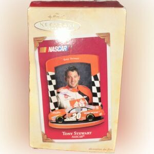 Hallmark Keepsake Ornament  Tony Stewart ‎ #20  Nascar